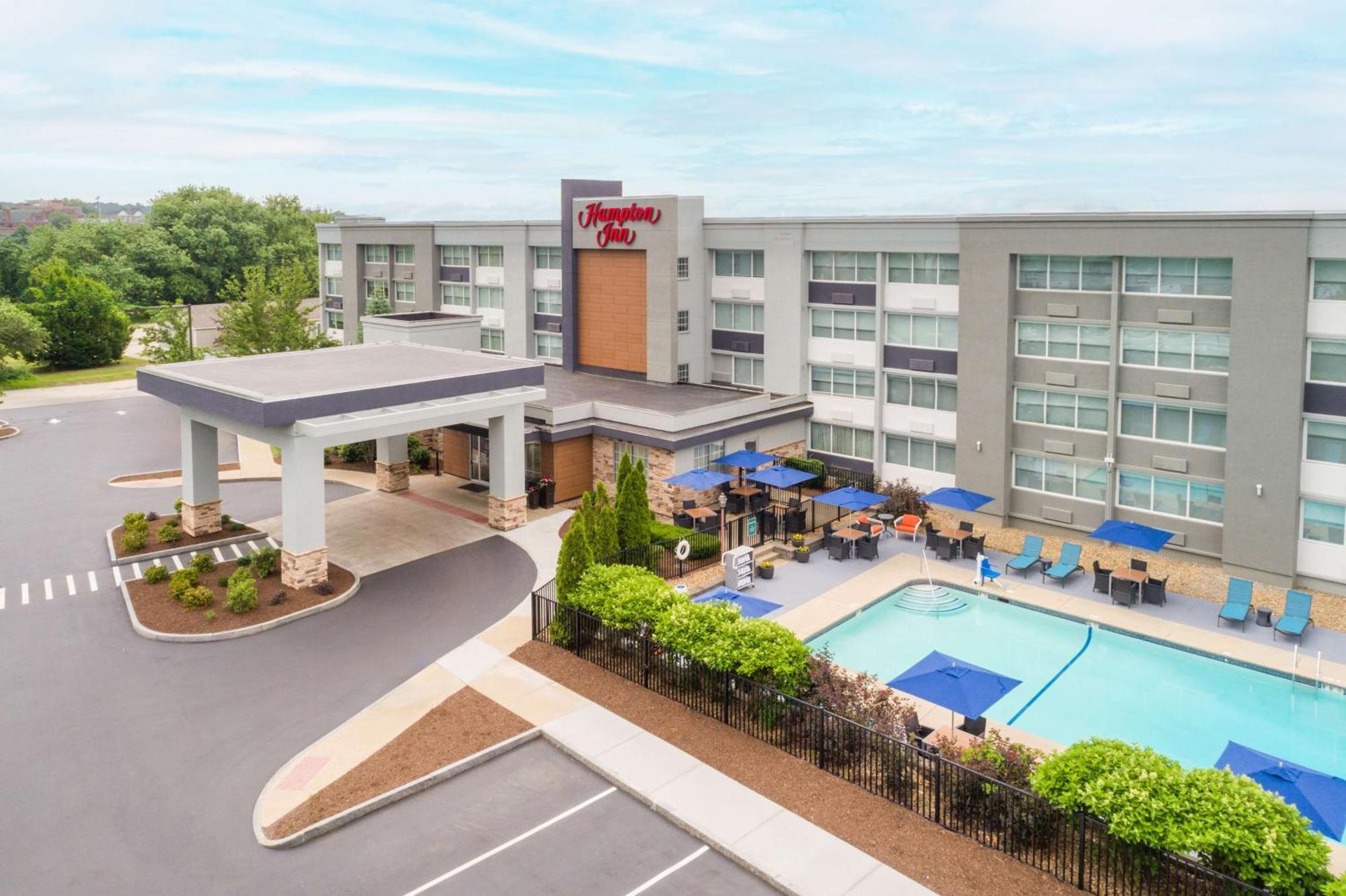 Hampton Inn Manchester Downtown Екстериор снимка